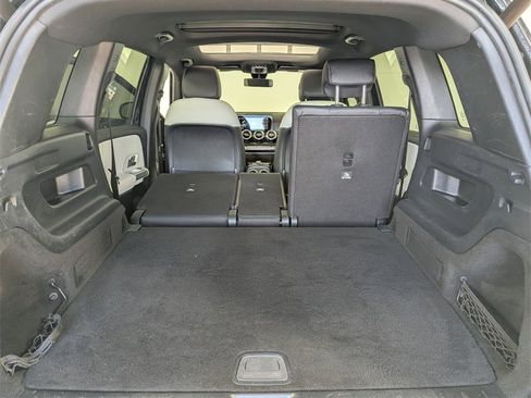 Used 2021 Mercedes-Benz GLB 35 AMG 4MATIC image 26