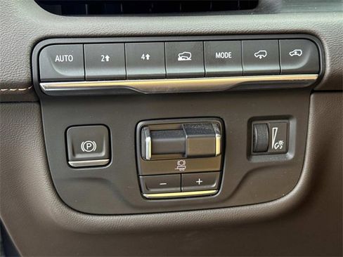 Used 2023 Cadillac Escalade Sport w/ Touring Package image 27