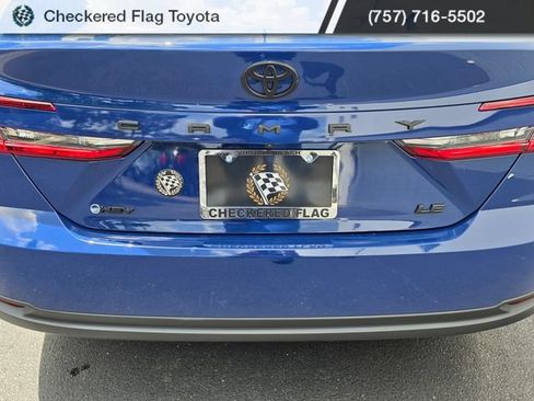 Used 2025 Toyota Camry LE w/ Convenience Package FWD image 17