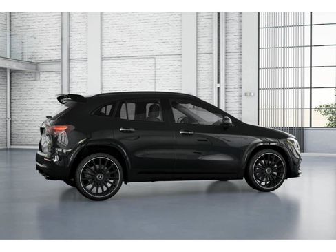 New 2025 Mercedes-Benz GLA 35 AMG 4MATIC image 28