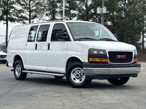 Used 2024 GMC Savana 2500 w/ Driver Convenience Package image 2