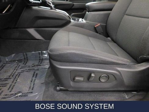 Used 2023 Chevrolet Colorado LT w/ LT Convenience Package II image 5