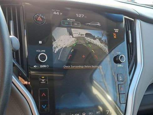 Used 2020 Subaru Outback Premium image 18