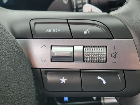 Certified 2025 Hyundai Sonata SEL FWD image 9