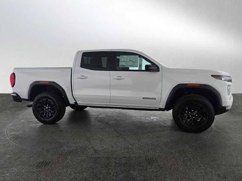 New 2026 GMC Canyon Elevation w/ Convenience Package image 2