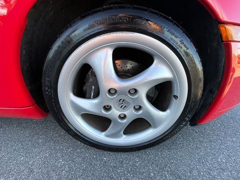 Used 2000 Porsche 911 Cabriolet image 33