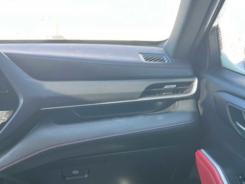 Used 2023 Toyota Highlander XSE image 30