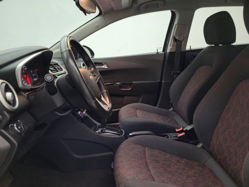 Used 2017 Chevrolet Sonic LT image 17