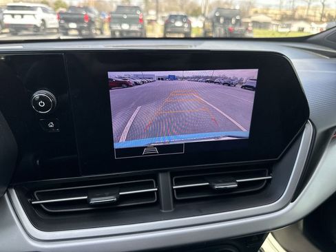 Used 2024 Chevrolet Trax RS image 17