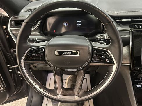 Used 2022 Jeep Grand Cherokee L Overland AWD/4WD image 18