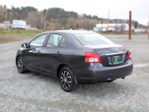 Used 2008 Toyota Yaris Sedan image 5