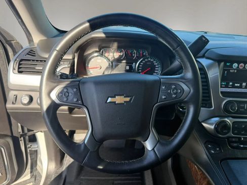 Used 2017 Chevrolet Suburban Premier AWD/4WD image 22