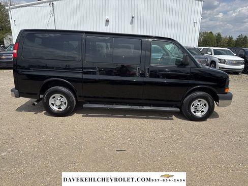Used 2015 Chevrolet Express 2500 LS RWD image 7