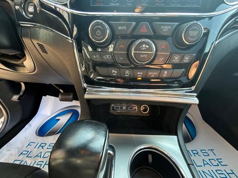 Used 2020 Jeep Grand Cherokee Trailhawk image 22