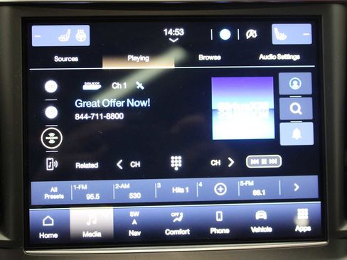 Used 2022 Maserati Levante GT image 28