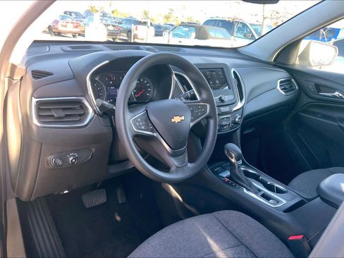 Used 2023 Chevrolet Equinox LT w/ LPO, Floor Liner Package image 17