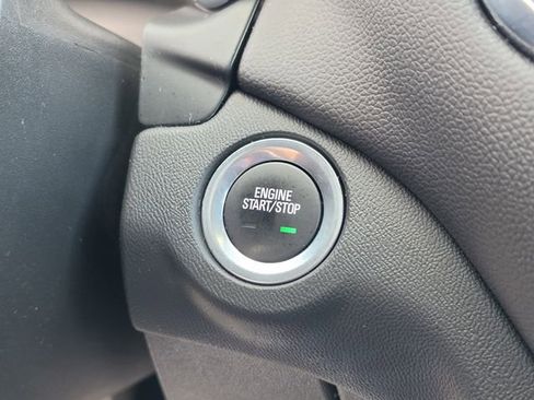 Used 2022 Chevrolet Equinox LT image 34