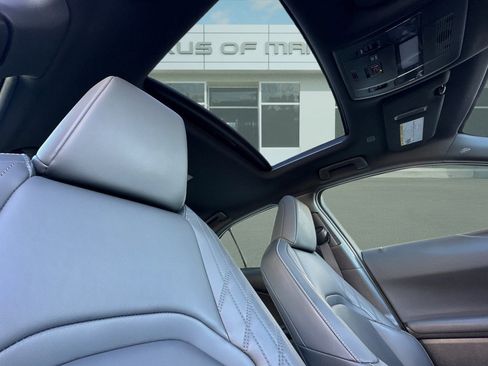 Certified 2025 Lexus UX 300h FWD image 25