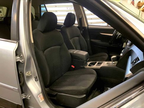 Used 2012 Subaru Outback 2.5i Premium w/ All-Weather Pkg image 7