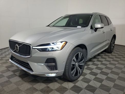 Certified 2023 Volvo XC60 B5 Plus w/ Protection Package Premier image 4