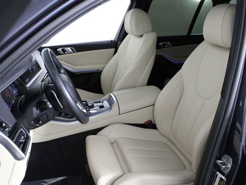 Used 2022 BMW X5 xDrive45e w/ Premium Package image 18
