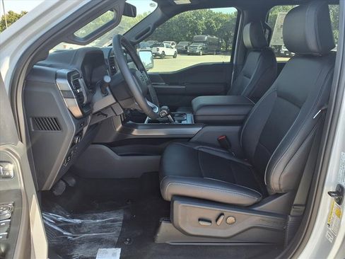 New 2025 Ford F150 Lariat w/ Equipment Group 501A Mid image 21