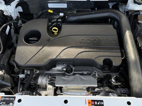 Used 2023 Chevrolet Equinox LT image 29