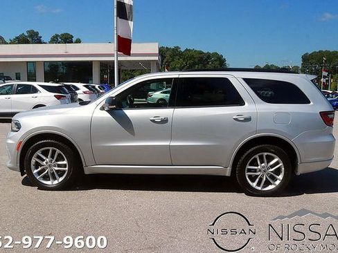 Used 2024 Dodge Durango GT AWD/4WD image 4