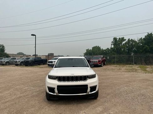 Used 2021 Jeep Grand Cherokee L Limited AWD/4WD image 3