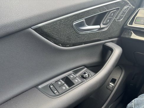 Used 2021 Audi Q7 3.0T Premium Plus image 13