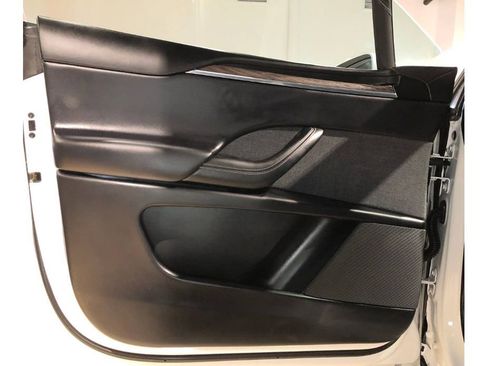 Used 2022 Tesla Model X Long Range image 18