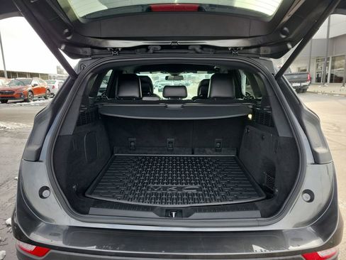 Used 2019 Lincoln MKC Select w/ Select Plus Package image 10