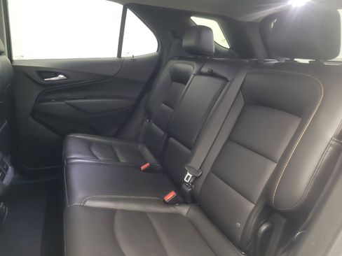 Used 2021 Chevrolet Equinox LT FWD image 18