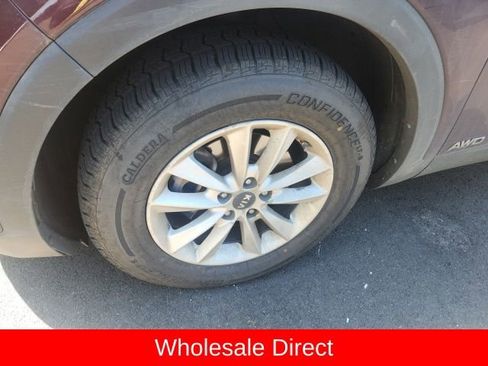 Used 2020 Kia Sorento LX AWD/4WD image 5