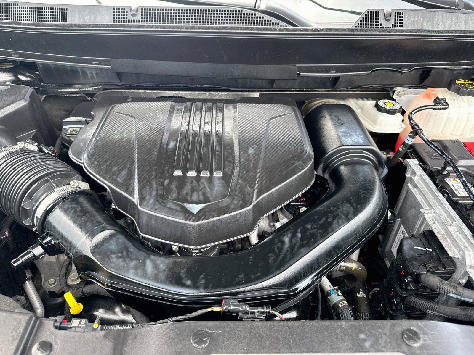 Used 2025 Chevrolet Traverse LT FWD image 30