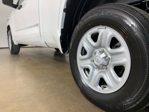 Used 2022 Toyota Tundra SR w/ SR Tow Package image 14