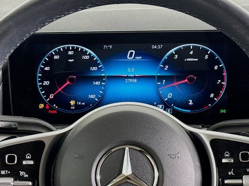 Certified 2022 Mercedes-Benz GLB 250 image 20