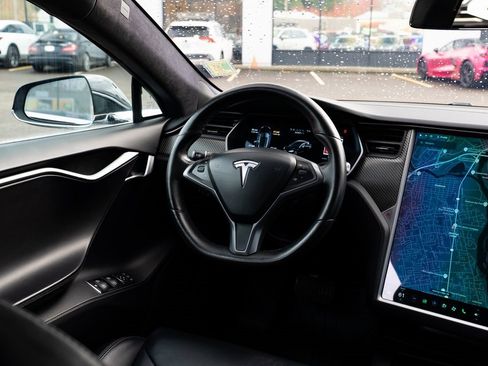 Used 2018 Tesla Model S 100D image 9