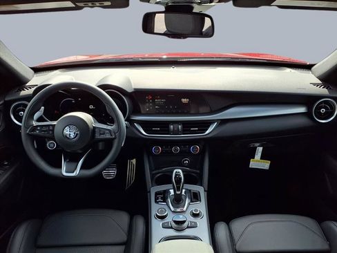 New 2025 Alfa Romeo Stelvio Sprint w/ Veloce Package AWD/4WD image 11