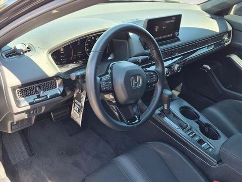 Used 2025 Honda Civic Sport image 9