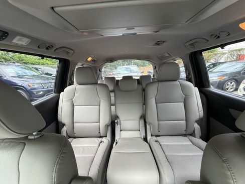 Used 2012 Honda Odyssey Touring image 26