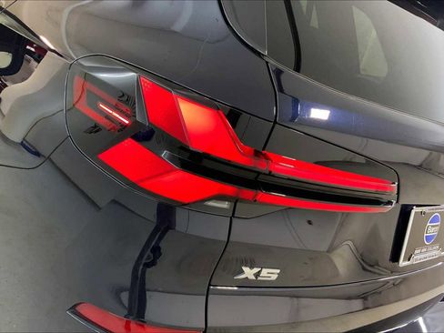 Used 2026 BMW X5 M60i image 28
