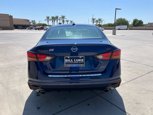Used 2023 Nissan Altima 2.5 SR AWD/4WD image 9