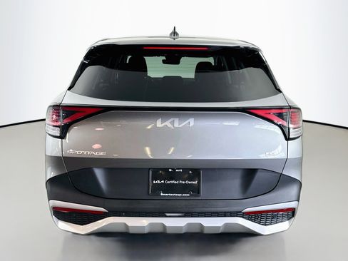 Used 2024 Kia Sportage LX AWD/4WD image 6