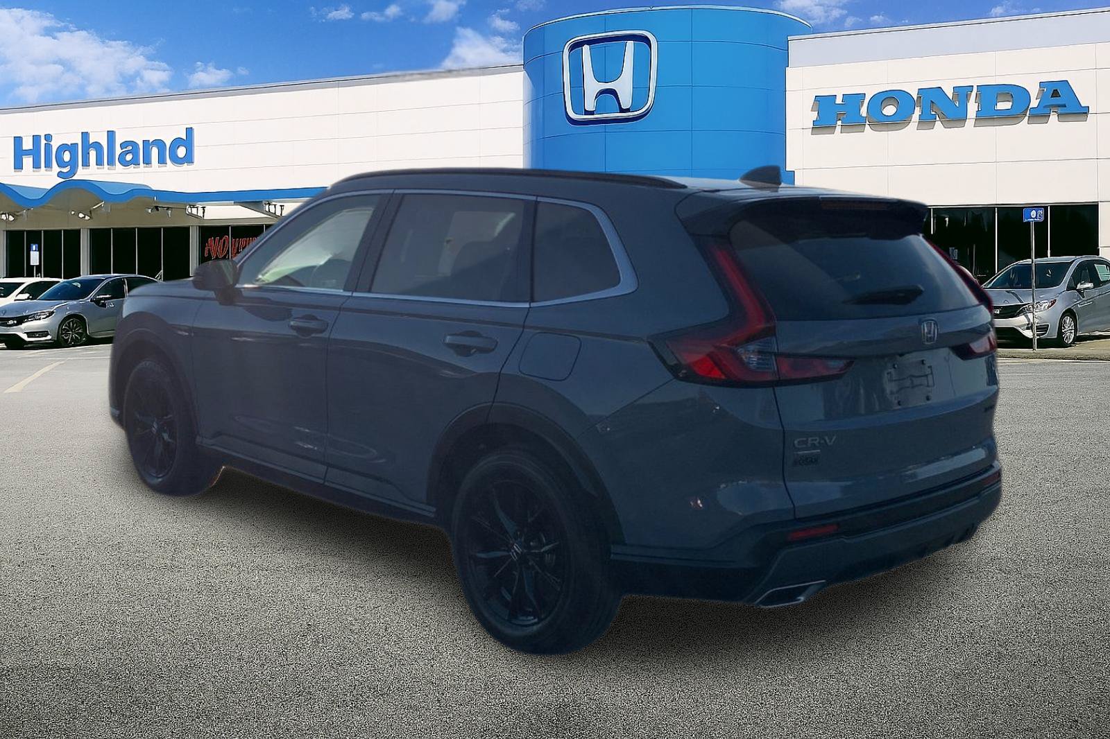 Used 2025 Honda CR-V Sport image 3