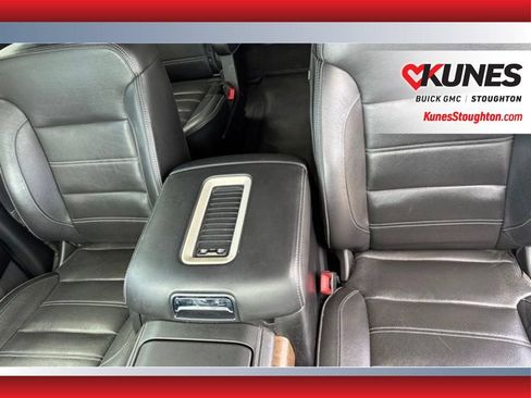 Used 2020 GMC Yukon XL Denali w/ Denali Ultimate Package AWD/4WD image 17