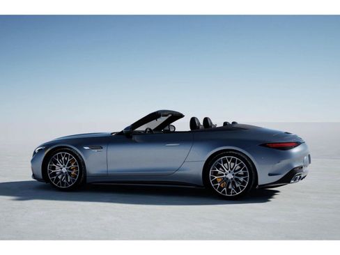 New 2026 Mercedes-Benz SL 63 AMG S e Performance 4MATIC image 30