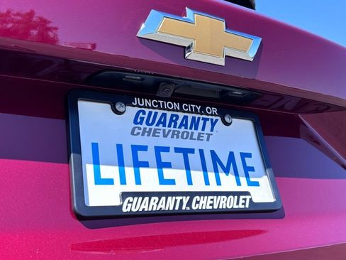 New 2025 Chevrolet Trax LT image 9