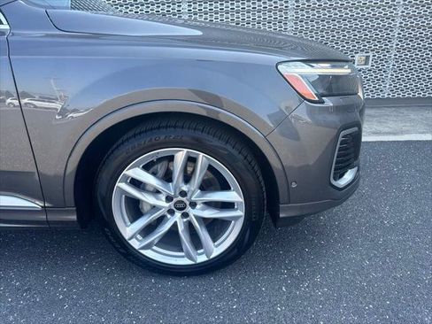 Certified 2025 Audi Q7 3.0T Premium Plus w/ Premium Plus Package AWD/4WD image 8