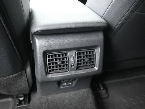 Used 2025 Toyota Camry SE FWD image 20